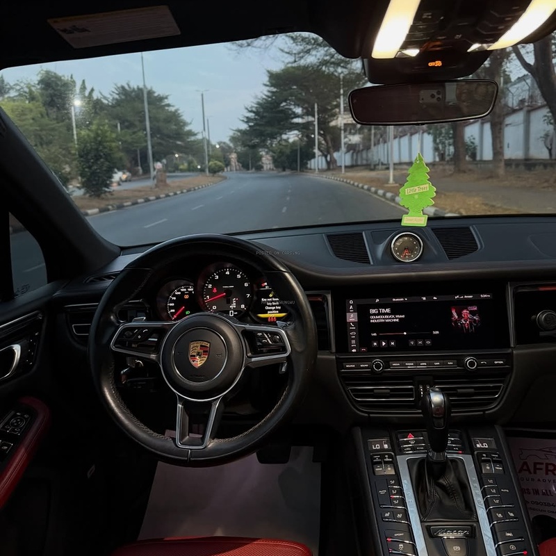 Foreign Used Porsche Macan Sport 2021 for Sale In Abuja image