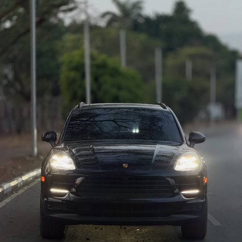 Foreign Used Porsche Macan Sport 2021 for Sale In Abuja
