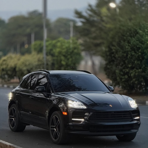 Foreign Used Porsche Macan Sport 2021 for Sale In Abuja
