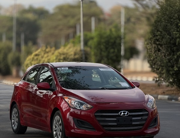 FOREIGN USED 2017 Hyundai Elantra GT– Clean, Stylish