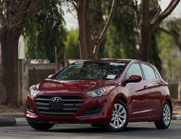 FOREIGN USED 2017 Hyundai Elantra GT– Clean, Stylish