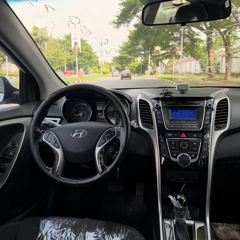 2013 HYUNDAI ELANTRA GT – FOREIGN USED | SPORT HATCHBACK image