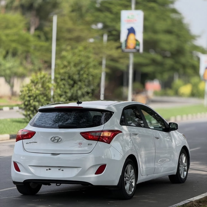 2013 HYUNDAI ELANTRA GT – FOREIGN USED | SPORT HATCHBACK image