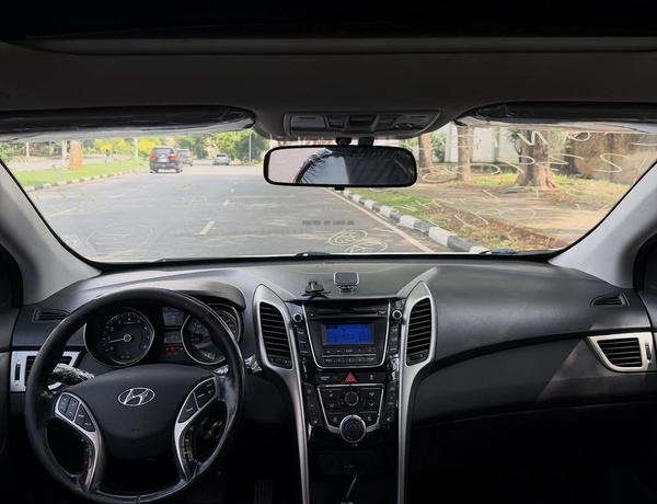 2013 HYUNDAI ELANTRA GT – FOREIGN USED | SPORT HATCHBACK