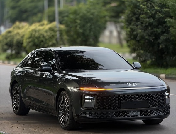 HYUNDAI GRANDEUR 2023 FOR SALE