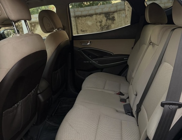 Hyundai Santa Fe 2018 Foreign Used 🔥 Full Option, Smooth Ride