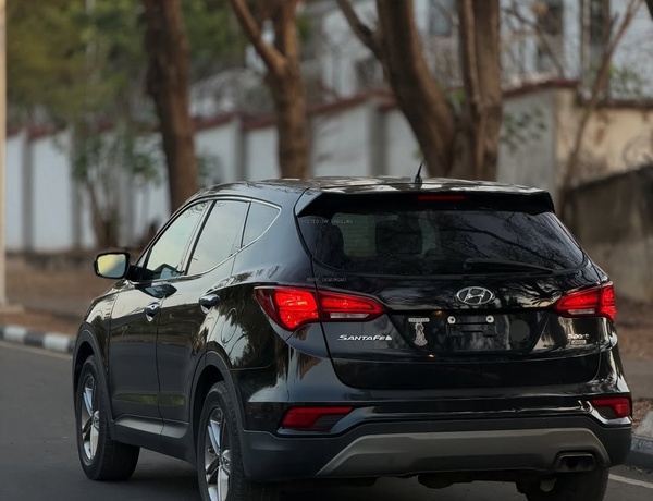 Hyundai Santa Fe 2018 Foreign Used 🔥 Full Option, Smooth Ride