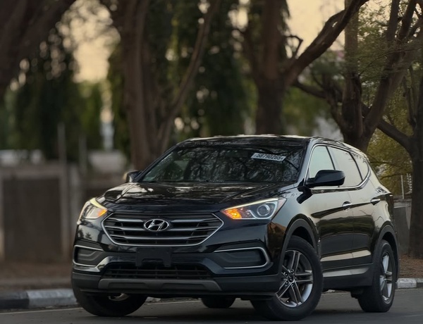 Hyundai Santa Fe 2018 Foreign Used 🔥 Full Option, Smooth Ride