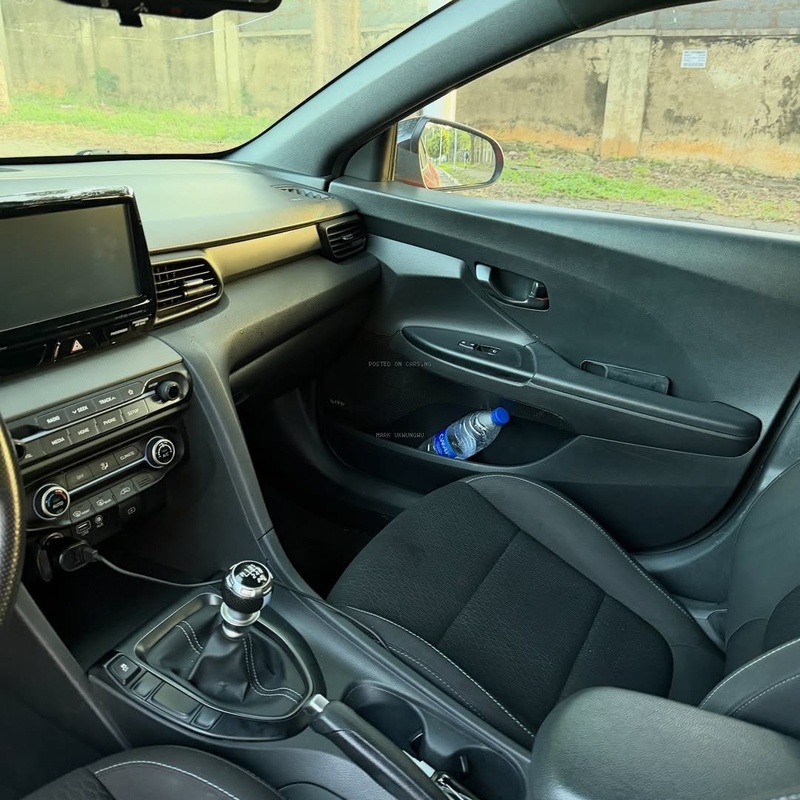 2020 HYUNDAI VELOSTER – FOREIGN USED | SPORT COUPE HATCHBACK image