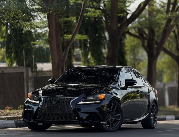 2014 LEXUS IS350 – FOREIGN USED | SPORT LUXURY PERFORMANCE SEDAN