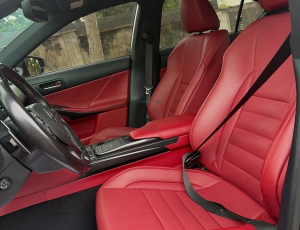 Lexus IS350 (2023) Foreign Used 🚗 Sporty Body, Strong Performance