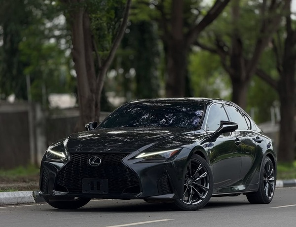 Lexus IS350 (2023) Foreign Used 🚗 Sporty Body, Strong Performance