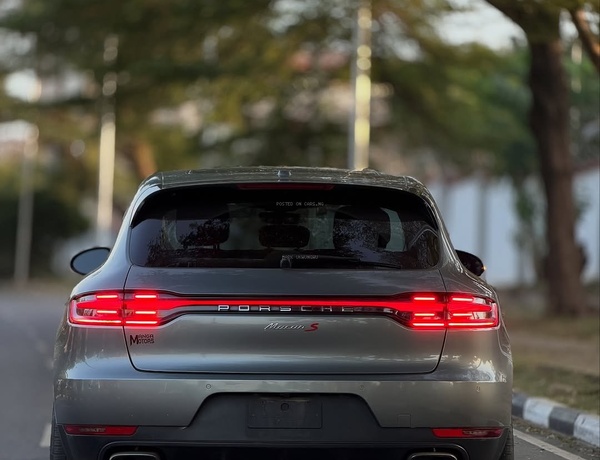 Foreign Used Porsche Maccan S 2021 for Sale In Abuja