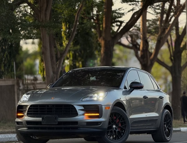 Foreign Used Porsche Maccan S 2021 for Sale In Abuja