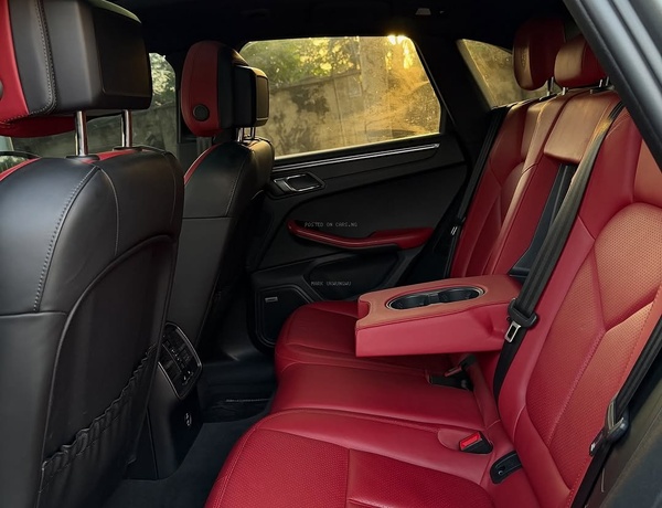 Foreign Used Porsche Maccan S 2021 for Sale In Abuja