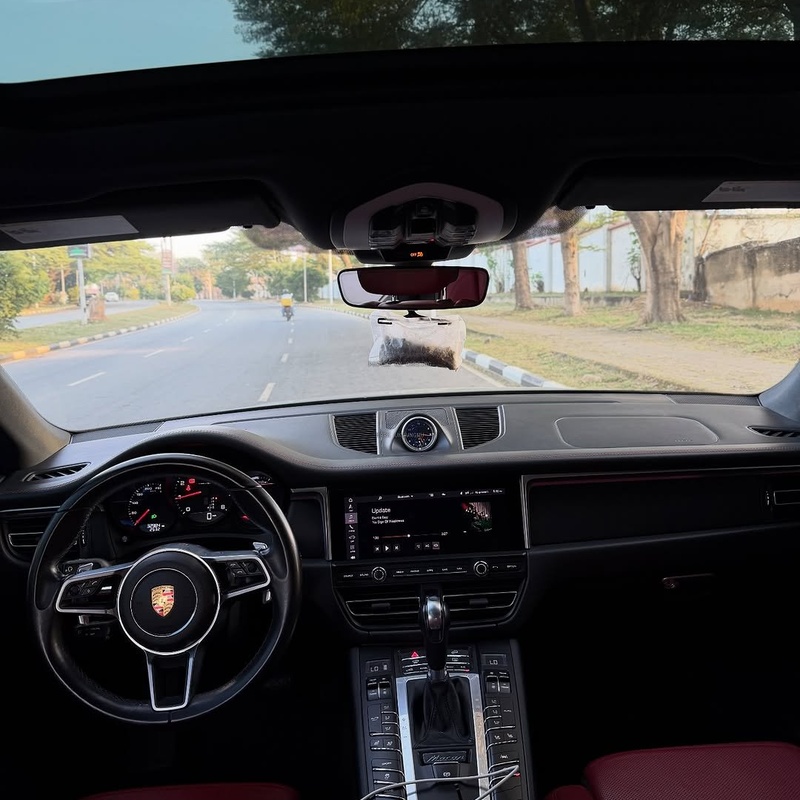 Foreign Used Porsche Maccan S 2021 for Sale In Abuja image