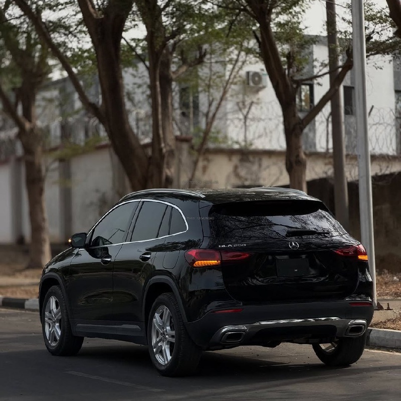 Foreign Used Mercedes-Benz GLA250 2021 for Sale In Abuja image