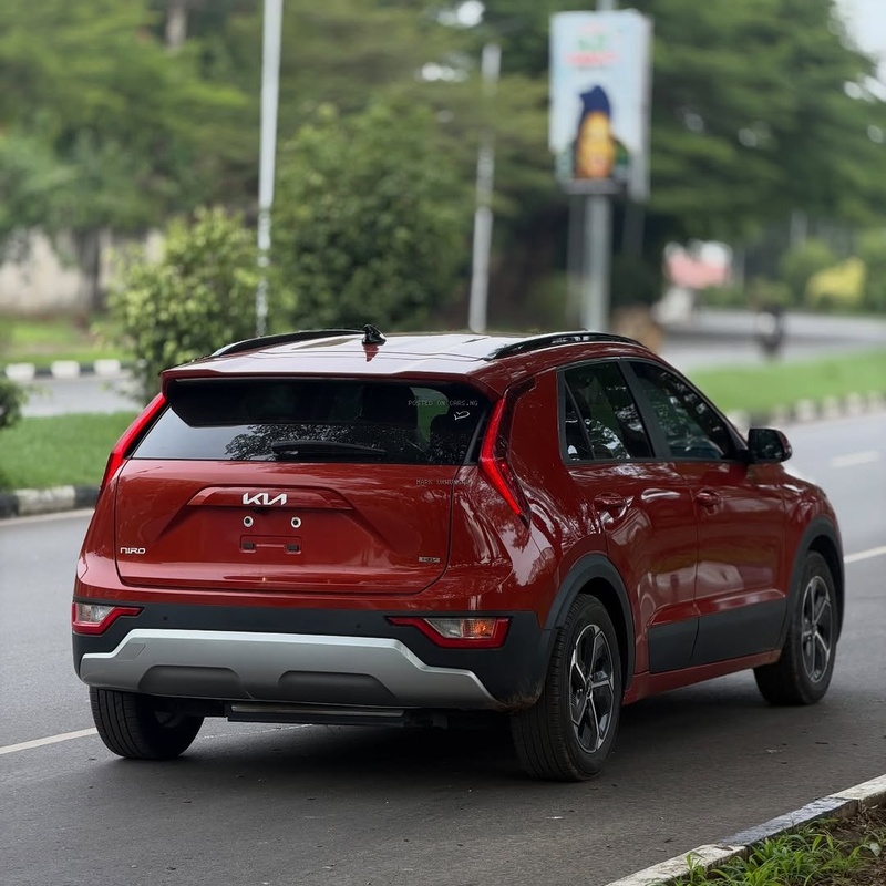 2023 KIA NIRO – FOREIGN USED | HYBRID LUXURY SUV  image