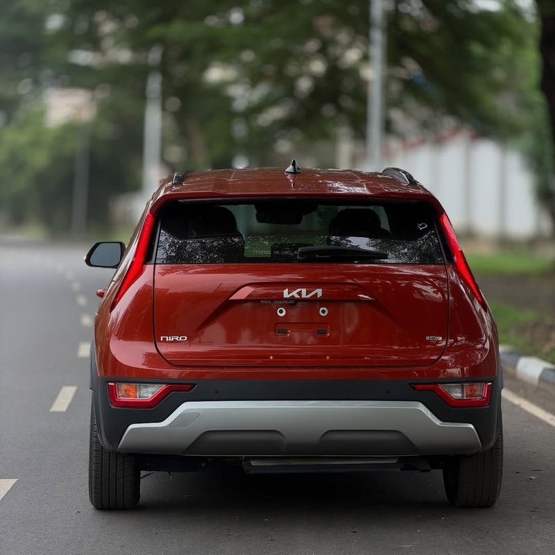 2023 KIA NIRO – FOREIGN USED | HYBRID LUXURY SUV  image