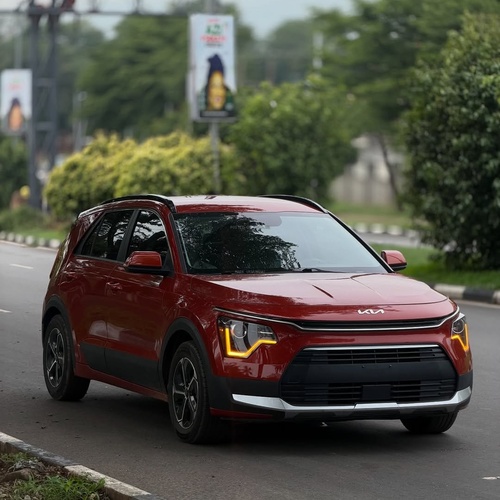 2023 KIA NIRO – FOREIGN USED | HYBRID LUXURY SUV 