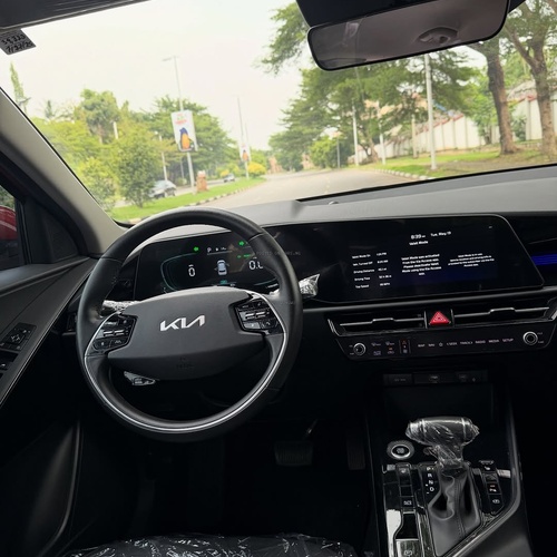 2023 KIA NIRO – FOREIGN USED | HYBRID LUXURY SUV 