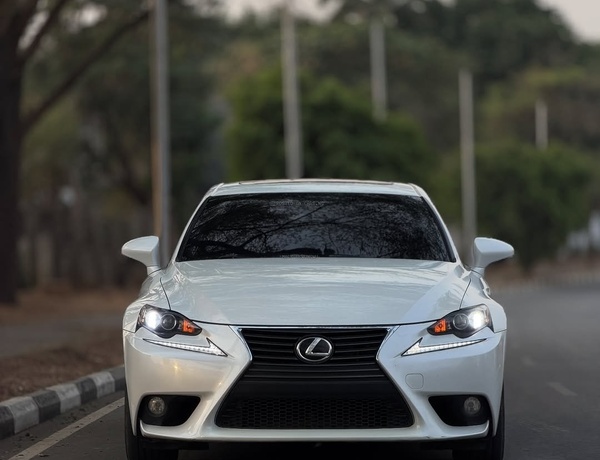 Foreign Used Lexus IS250 2014 for Sale in Abuja