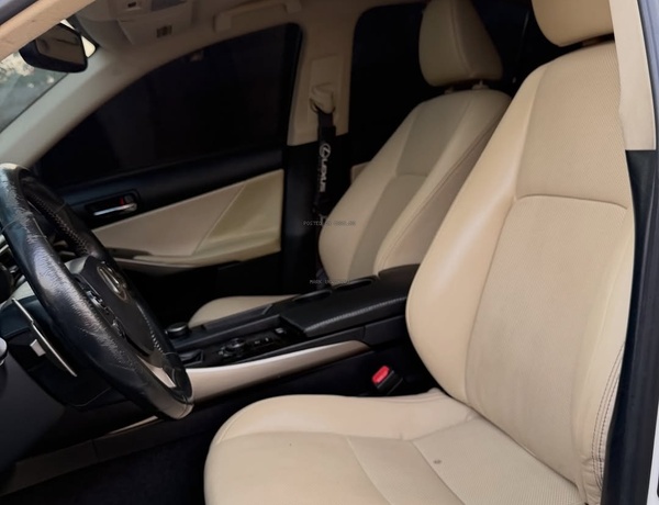 Foreign Used Lexus IS250 2014 for Sale in Abuja