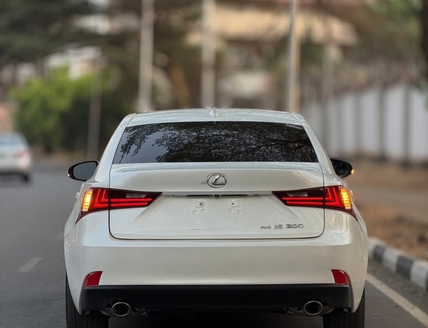 Foreign Used Lexus IS250 2014 for Sale in Abuja