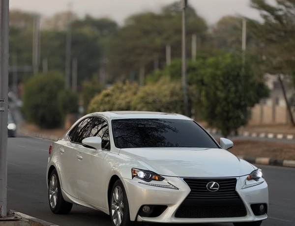 Foreign Used Lexus IS250 2014 for Sale in Abuja