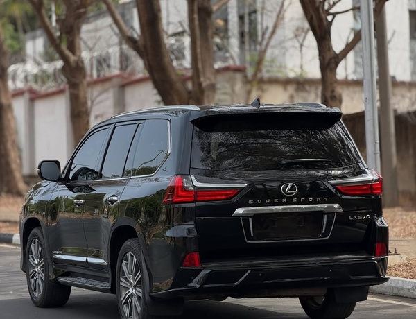 Lexus LX570 2016 Foreign Used 🇯🇵 Luxury SUV, Full Option