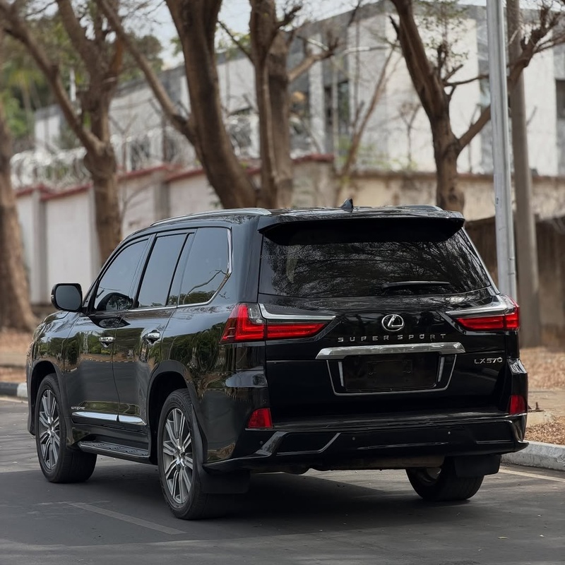 Lexus LX570 2016 Foreign Used 🇯🇵 Luxury SUV, Full Option image