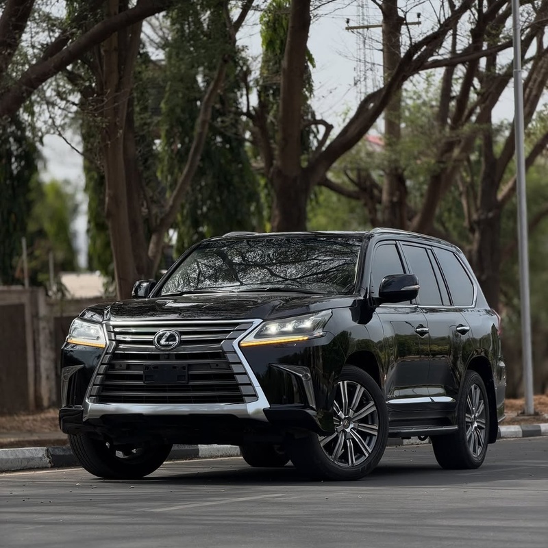Lexus LX570 2016 Foreign Used 🇯🇵 Luxury SUV, Full Option image