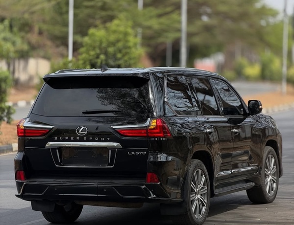 Lexus LX570 2016 Foreign Used 🇯🇵 Luxury SUV, Full Option