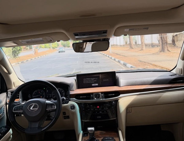 Lexus LX570 2016 Foreign Used 🇯🇵 Luxury SUV, Full Option