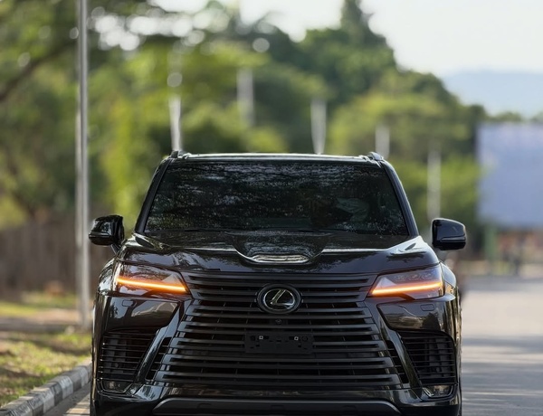  2025 LEXUS LX600  FOREIGN USED– Top Luxury SUV, Buy Now