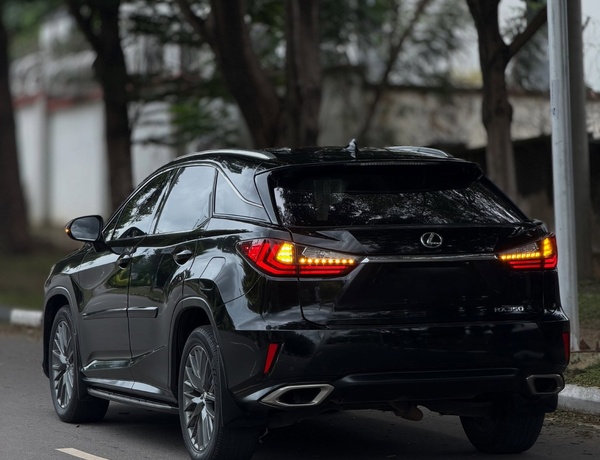 FOREIGN USED Lexus RX350 in Abuja