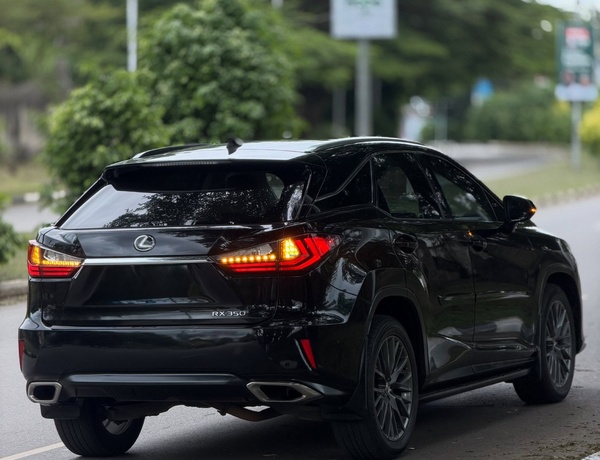 FOREIGN USED Lexus RX350 in Abuja