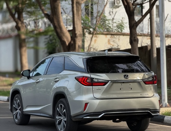 2020 LEXUS RX350L – FOREIGN USED | PREMIUM 7-SEATER LUXURY SUV