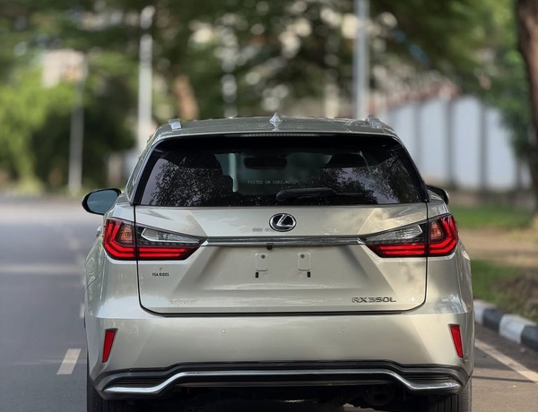 2020 LEXUS RX350L – FOREIGN USED | PREMIUM 7-SEATER LUXURY SUV