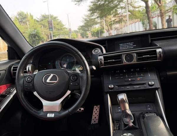 Foreign Used Lexus IS250 Fsport 2015 for Sale In Abuja