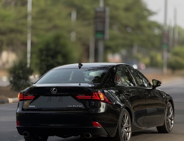 Foreign Used Lexus IS250 Fsport 2015 for Sale In Abuja