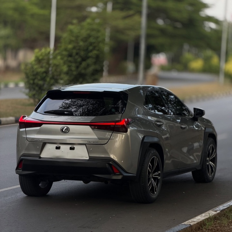 2024 LEXUS UX200 FOREIGN USED  – Luxury Compact SUV, Buy Now image