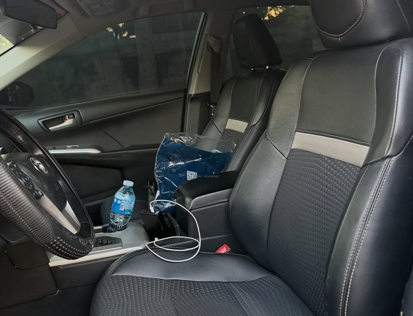 Toyota Camry SE 2013 FOREIGN USED for Sale In Abuja