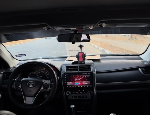 Toyota Camry SE 2013 FOREIGN USED for Sale In Abuja