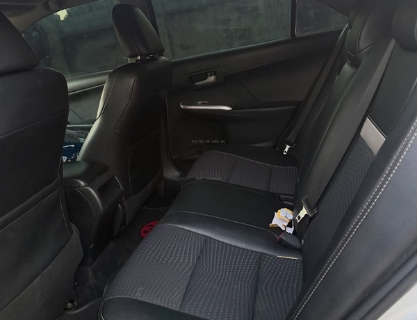 Toyota Camry SE 2013 FOREIGN USED for Sale In Abuja