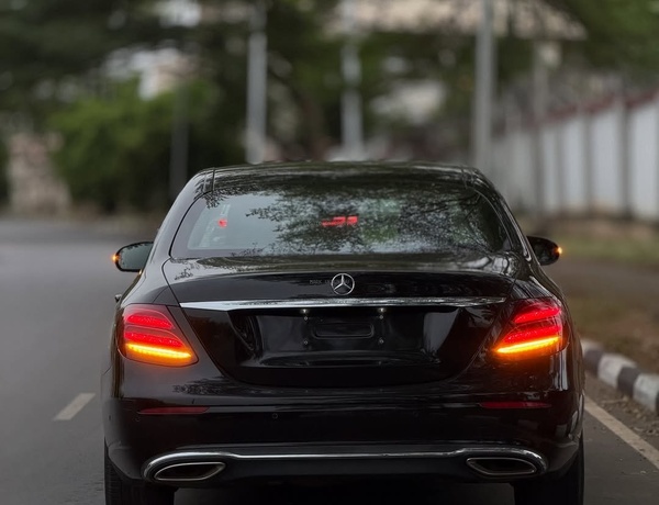 Limited Offer! Mercedes-Benz E300 – 2017  FOREIGN USED – Grab This Luxury Ride Now