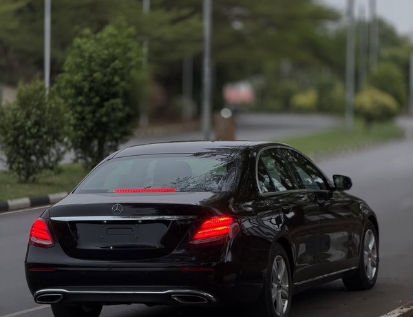 Limited Offer! Mercedes-Benz E300 – 2017  FOREIGN USED – Grab This Luxury Ride Now