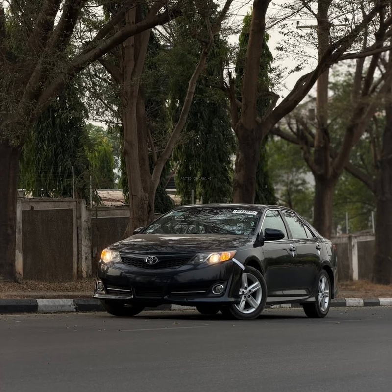 Foreign Used Toyota Camry SE 2013 for Sale In Abuja image