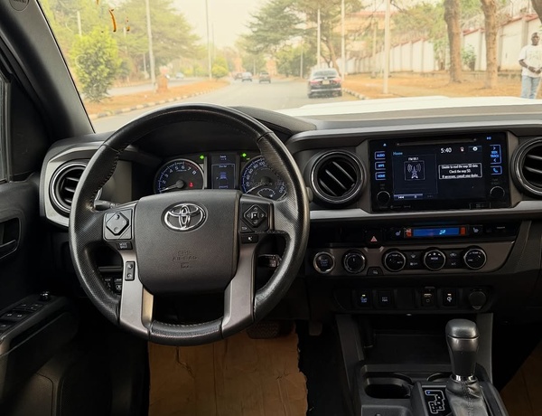  Foreign Used Toyota Tacoma 2016 for Sale In Abuja