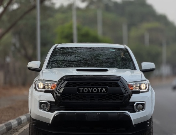  Foreign Used Toyota Tacoma 2016 for Sale In Abuja
